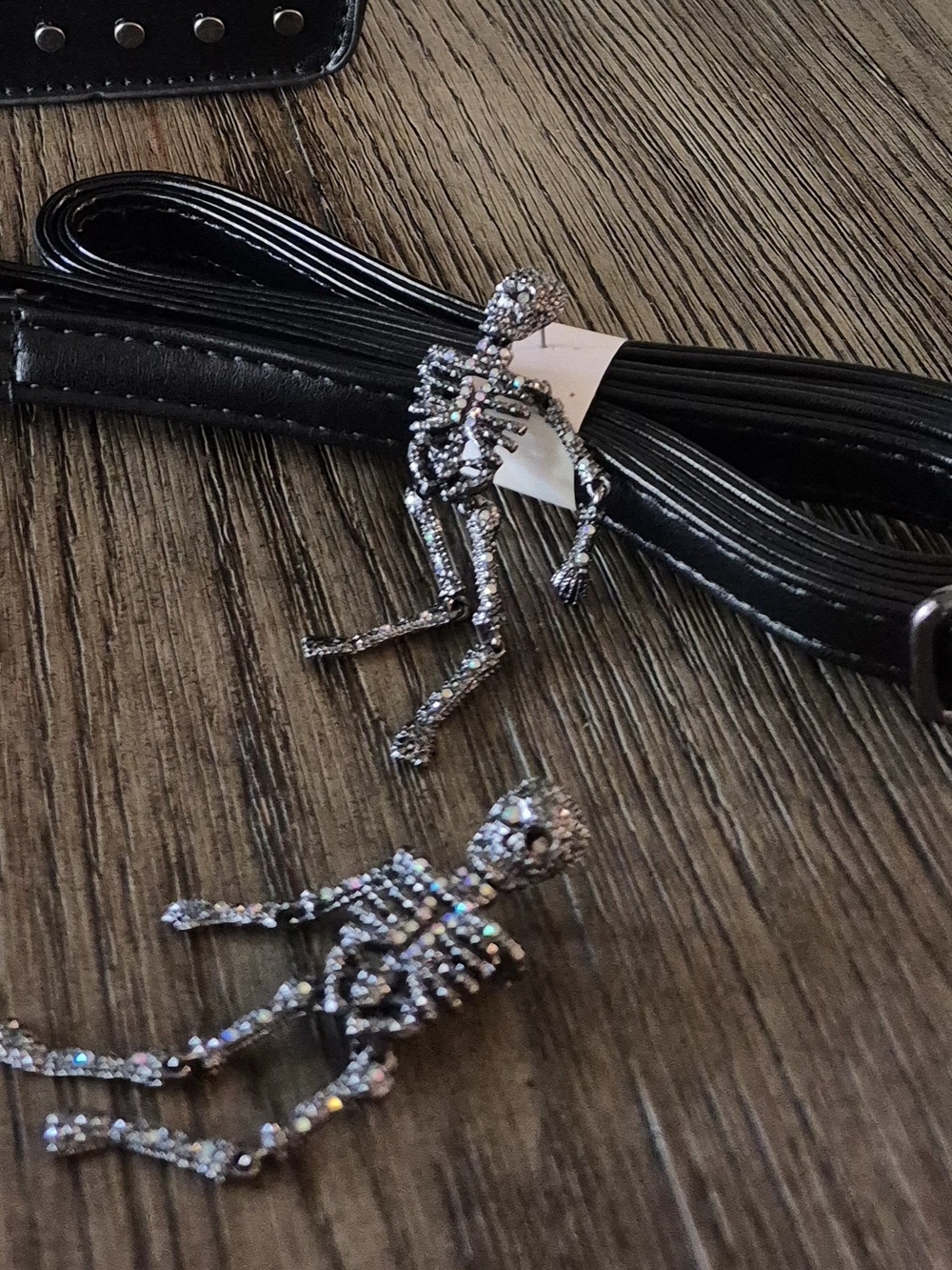 Black Skeleton Dangle Earrings – Halloween Rhinestone Skull Earrings